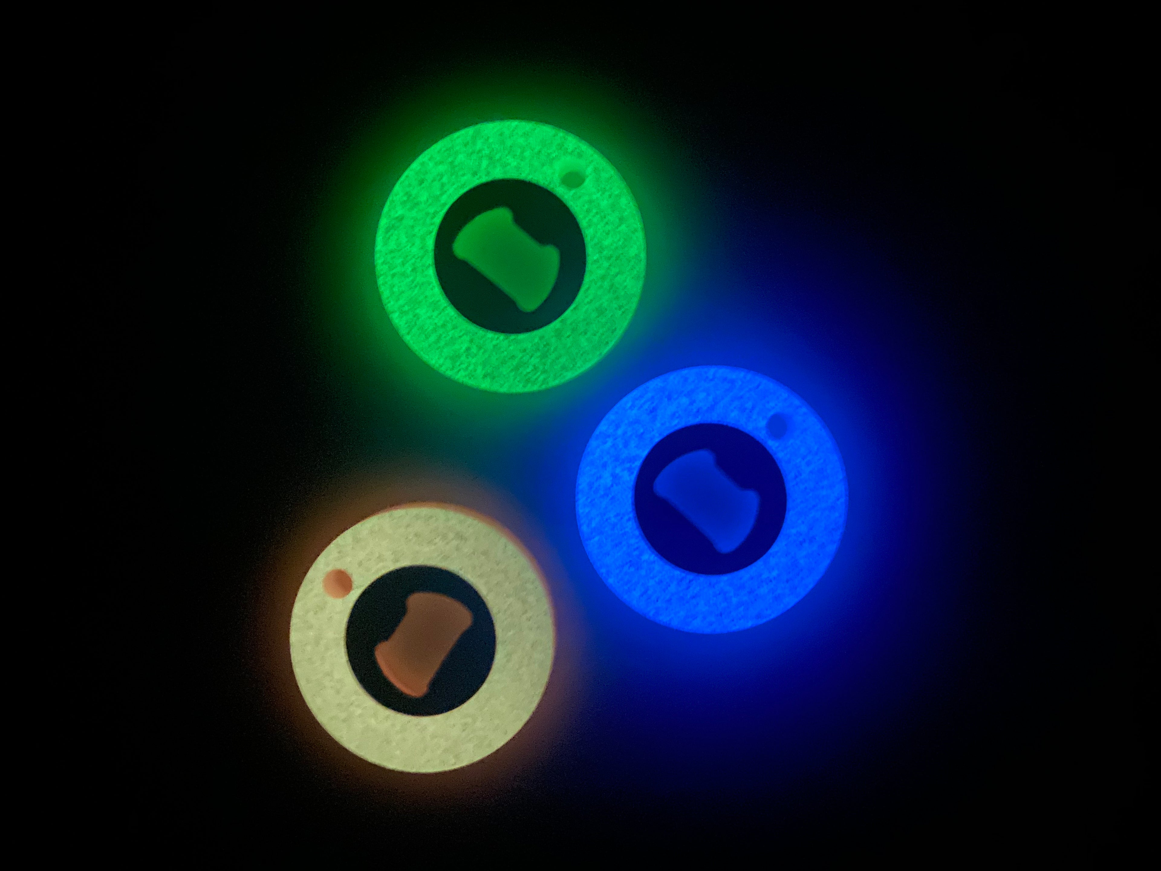 Décapsuleur PHOSPHORESCENT  rond  en résine couleurs variés