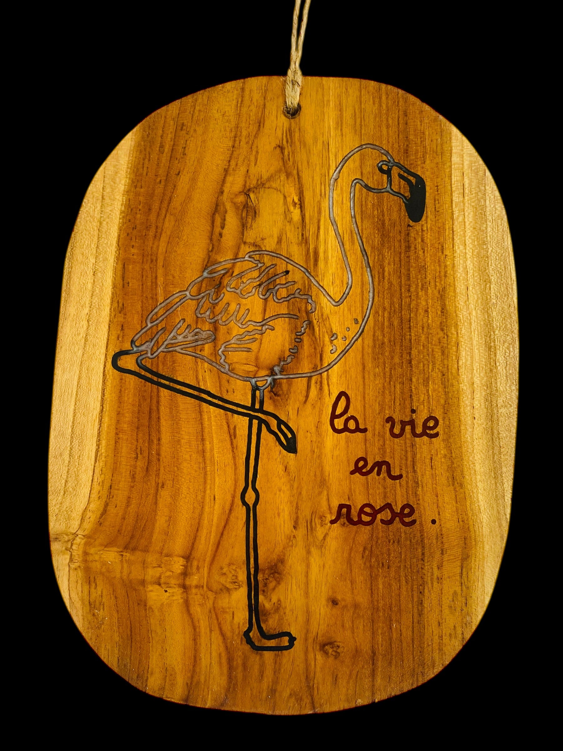 Planche apéritif en Teck gravée Flamants Roses – Résine & Bois artisanal