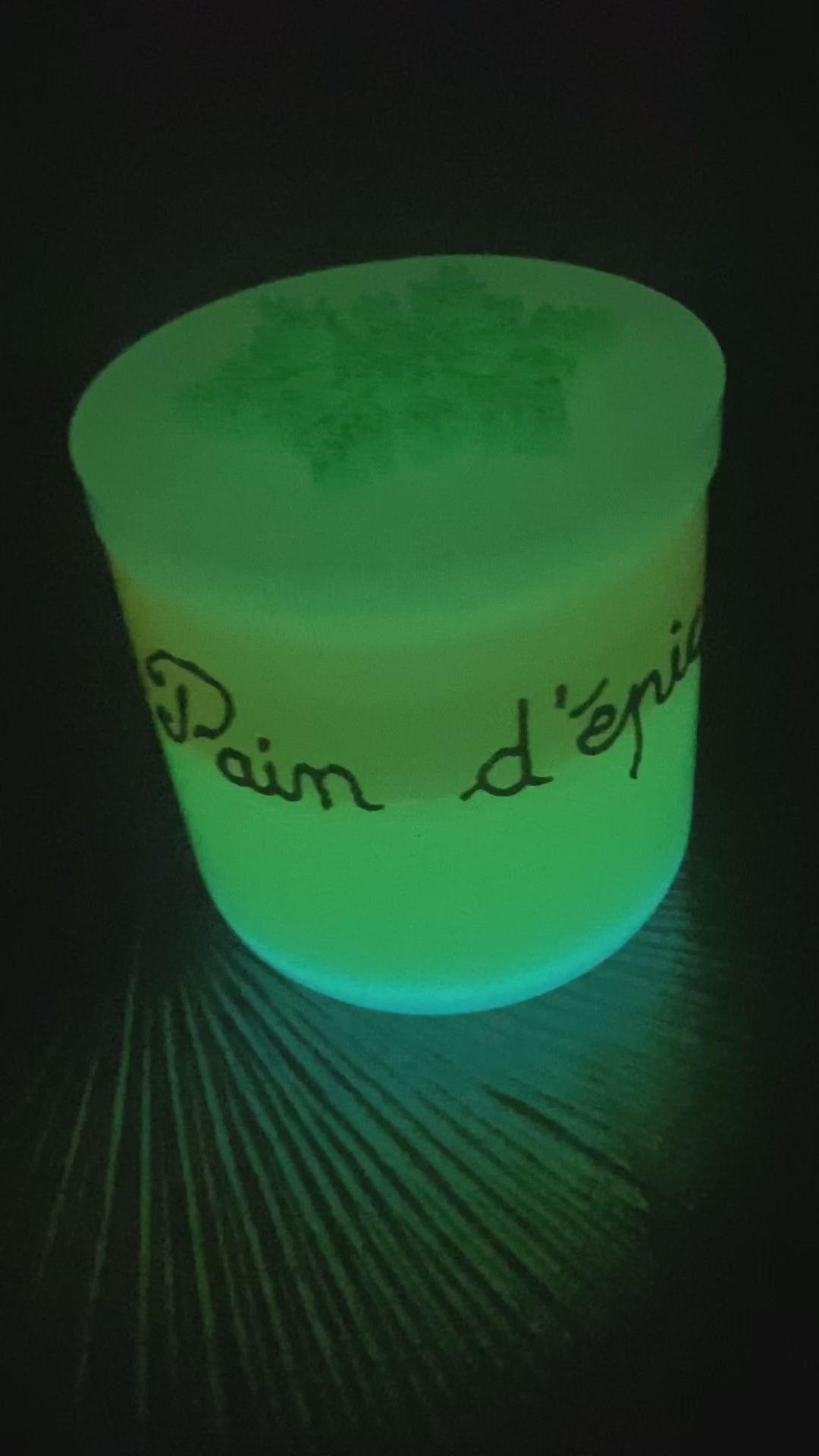 Bougie pain d'épice PHOSPHORESCENTE !!!!! ( choix des couleurs)